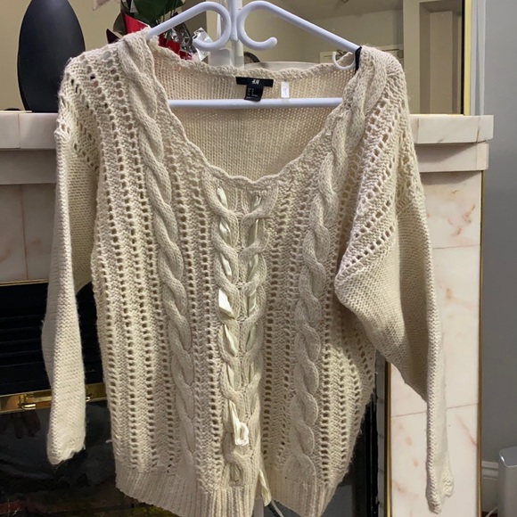 Women Wool Sweater - Picture 1 of 2